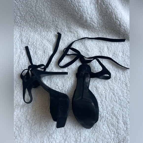 Guess Criss Cross tie sexy heels - Picture 8 of 8